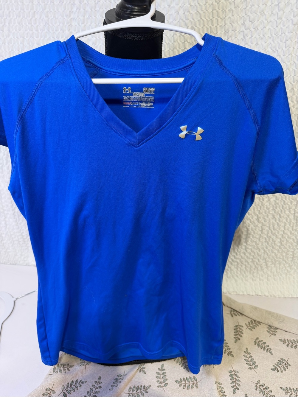 Under Armour Women's V-Neck Short Sleeve Top - Blue